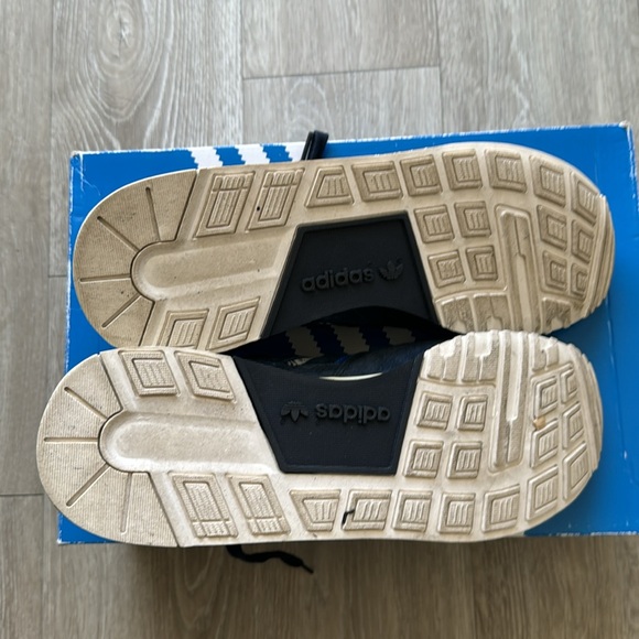 Adidas Shoes - Picture 8 of 8